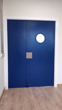 Puerta acustica madera